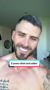 Yesterday i celebrated 2 years of sobriety .. spent it with loved ones and  ate the foods i loved #sobriety #twoyearssober #recovery #dayinthelife