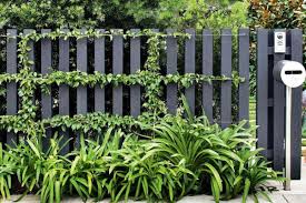 Model inspirasi desain pagar rumah minimalis modern terbaru. Ide Desain Pagar Taman Minimalis Keren Untuk Halaman Rumah Anda Arsitag