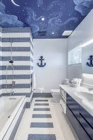 From yacht motifs, nautical charts to seagulls and even timber cladding effects, there's plenty of designs available. The Awesome Nautical Bathroom Decor And Pictures To Inspire You