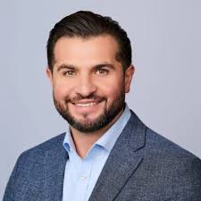 This week Elizabeth Romero and I had the opportunity to visit our team in  Farmington Hills Michigan. It was great to visit with such an incredible  team that takes every opportunity to