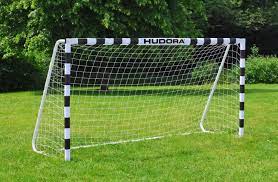 Welches für euch am besten geeignet ist, kommt immer auf eure bedürfnisse an. Hudora Fussballtor Stadion 2131220001 Kaufland De