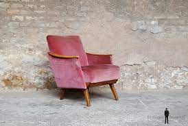 Fauteuil vintage velours fauteuil vintage en velours gris anthracite maisons du monde, 2 fauteuils crapaud velours vintage brocnshop, paire de fauteuils vintage en velours rose 3e parallèle. Fauteuil Vintage Velours Nuances Rose Pieds Compas