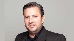 Marcus Clausen's Instagram, Twitter & Facebook