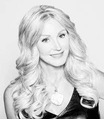 Eileen Hanafin's Instagram, Twitter & Facebook