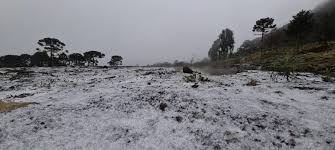 Muitos municípios registraram chuva congelada e alguns até neve. Santa Catarina Registra Queda De Neve Pela 1Âª Vez No Ano