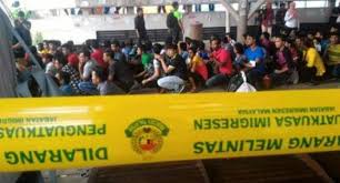 Malaysians were delighted to hear this suggestion as the ag is a critical position in reforming the country and putting. Malaysian Bar Against Crackdown On Illegal Migrants The Daily Star
