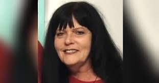 Linda Persinger's Instagram, Twitter & Facebook