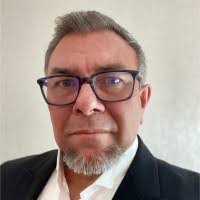 Juan Vigil's Instagram, Twitter & Facebook