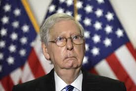 В 2003—2007 годах организатор большинства в сенате. Mcconnell Insists His Health Is Just Fine Declines To Explain Photos Showing Bruises The Seattle Times