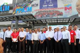 Urusetia kpn lesen senjata api. Sekitar Lawatan Ke Tapak Ppa1m Metropolitan Kepong Mrr2 Oleh Ybhg Tan Sri Dr Ali Hamsa Ketua Setiausaha Negara Ksn Pada 8 Feb Perumahan Penjawat Awam Malaysia Jabatan Perumahan Negara Facebook