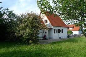 Wir unterstützen sie gerne beim immobilienkauf. Kleines Hauschen Im Stadtteil Saas Wohnung In Bayreuth Bt Saas