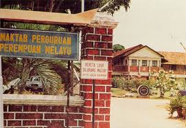 Studies efl and esol teaching, teaching culture in the efl classroom, and language teacher training. Maktab Perguruan Perempuan Melayu Melaka Foto