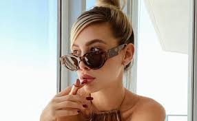 The best result we found for your search is michelle salas age 40s in mesquite, nm. Michelle Salas As Barbie In The Snow Boasts A Slender Figure Newsylist