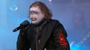 Only 2 available and it's in more than 20 people's carts. Slipknot S Corey Taylor On His New Mask I Ll Never Change It Because It Bothers So Many People Blabbermouth Net