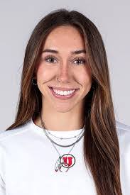 Lauren Ayers's Instagram, Twitter & Facebook