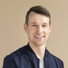 Ellen Fishman's Instagram, Twitter & Facebook