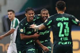 O zagueiro luan, que havia participado de parte do último treino, treinou sem qualquer restrição e está à di Internacional X Palmeiras Ao Vivo Onde Assistir E Escalacao Provavel Sociedade Esportiva Palmeiras Times Esportes O Povo
