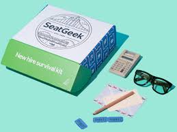 How Welcome Kits Make New Employees Feel Like Part Of The Team Packlane Kit New Employee Company Culture