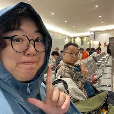 王可樂日語- 【参考資料（情人節贈送的巧克力定義）】  日本人在2月14日情人節當天，會依據對象別不同，贈送的巧克力定義也不同，究竟給同事、親友和喜歡的那個人的巧克力在意義上有什麼不一樣呢？  分享下表供大家參考。