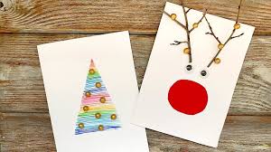 Couper tout les éléments du patron au préalable, en laissant ensemble les deux éléments du chapeau et les éléments des bras. Carte Noel Maternelle 10 Idees Simples Et Amusantes