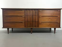 Mid Century 9 Drawer Dresser By American Of Martinsville 9 Drawer Dresser Mid Century Modern Decor Drawers