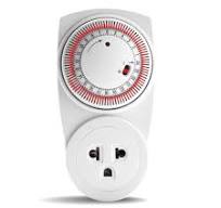 Ổ cắm hẹn giờ Điện Quang ĐQ ESK MT03 WR 13 ( Điều chỉnh cơ, 1 lỗ - 3 chấu,  trắng – đỏ )
