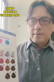 Cómo mantener tonos rojos en el cabello