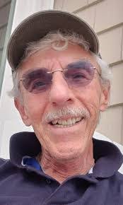 Daniel Viger's Instagram, Twitter & Facebook