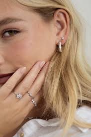 Heart Earrings, Heart Stud Earrings, Heart Studs, Bezel Studs, Minimalist  Earrings, Dainty Studs, Heart Jewelry, Gift for Her, Diamond Studs