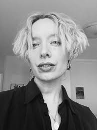 Gäster och vänner — BÖGBIBBLAN