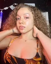 naomi may (@iluvunay) • Instagram photos and videos