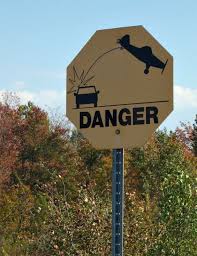 What S The Difference Between A Street A Road And An Avenue Funny Road Signs Funny Signs Funny Warning Signs