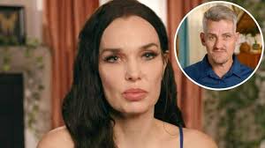 prometido de 90 días: Wayne Cornish y Holly Weeks chocan por la ropa en el  otro camino