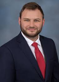 Young and resilient: Unraveling papillary thyroid cancer outcomes in males  under 40