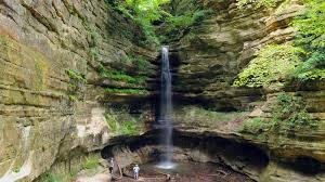 Maybe you would like to learn more about one of these? Unexpected Beauty At Starved Rock State Park In Northern Illinois