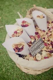 Las mejores sorpresas ocurren en los momentos en que menos te lo esperas, como en la sorpresa para novios en su boda. Detalles Originales Para Bodas Ideas Originales Para Sorprender