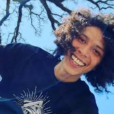 Some thangs, gonna do this trick Til I stop sucking at it. #imapostmore  #skatelife #happynewyear2021