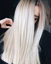 Typically achieved with bleach and a toner, white shades of platinum can be warm or cool to suit any skin tone, says celebrity colorist rona o'connor. 25 Romantic Ice Blonde Haircolors For Real Life Elsas Hair Styles Long Hair Styles Platinum Blonde Hair