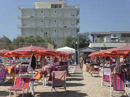 Goditi le migliori tariffe a hotel italia solo 2 km dal centro città solo 1.4 km da rocca roveresca di senigallia camere confortevoli con viste sul giardino. Hotel Italia 84 9 4 Prices Reviews Senigallia Italy Tripadvisor