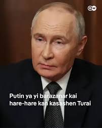 Shugaba Vladimir Putin na Rashaya ce a yanzu yakin Ukraine na kan hanyar  zama yakin duniya, kuma ya yi gargadin cewar bai kawar da kai hare-hare ba  kan kasashen yammacin Turai. |