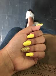 The style is so popular because it can be done in so many ways. Nail Ideas Acrylic Nails Yellow Sparkle Acrylic Nails Gold Nails