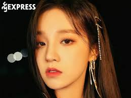 Ca sĩ Tống Vũ Kỳ là ai? Tiểu sử, sự nghiệp của nữ ca sĩ Yuqi (G)I-dle