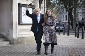 Vor wenigen tagen ist großbritanniens premier boris johnson wieder vater geworden. Carrie Symonds Wie Machtig Ist Boris Johnsons Ehefrau