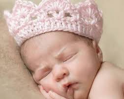 かぎ針編みのパターン、かぎ針編みのベビークラウンのパターン、かぎ針編みの帽子のパターン、ベビーパターン、クラウンのパターン、PDF ファイル  ベビークラウンのパターン、かぎ針編みの方法