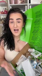 Exploring About-Face Beauty with Halsey Makeup Tutorial