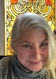 Helen Buck's Instagram, Twitter & Facebook