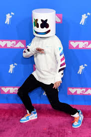 All The Looks From The Vmas Red Carpet Vmas Mtv Mtv Awards