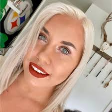 Amanda Snow Email & Phone Number