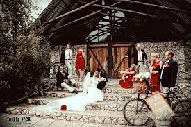 Group Photos Wedding Group Shot Fun Wedding Photography Ideas Crazy Wedding Photos Unique Wedding Photography Fun Wedding Photography Bridal Party Photos