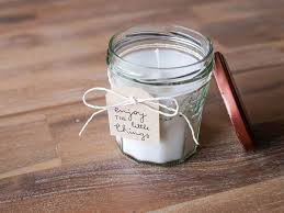 Diy Bougies Aux Huiles Essentielles Creation Bougie Cadeaux De Noel Faits Maison Cadeau Noel Fait Main
